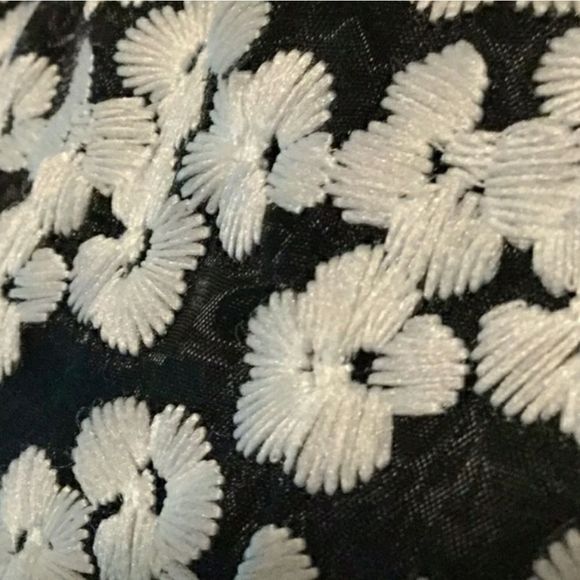 JS Collectios Strapless High Low - Picture 2 of 8